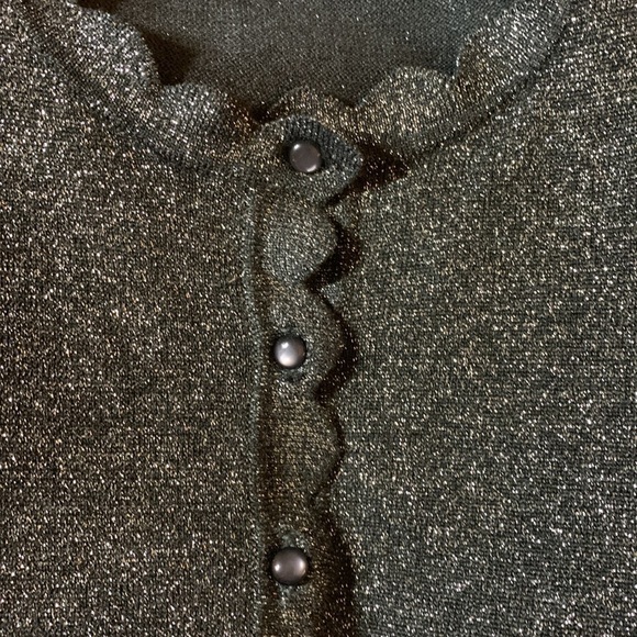Cable & Gauge Dark Gray Very SPARKLE filled sweater, button up Size Large - Picture 6 of 6